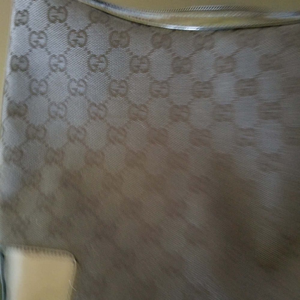 Gucci GG Monogram Patent Leather Shoulder Bag - Picture 9 of 17